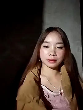 milo123-xx online show from November 22, 2025, 1:21 pm