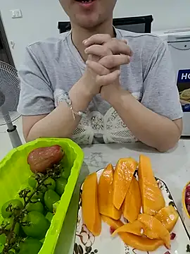 Stella-869 online show from September 17, 2025, 3:24 pm