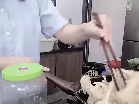 Stella-869 online show from October 13, 2025, 11:43 am