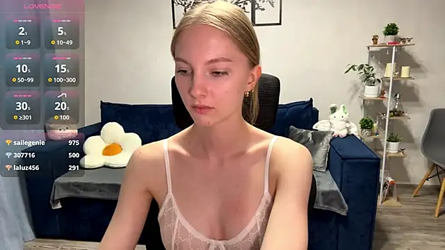 BrightAnnie online show from October 24, 2025, 5:20 pm