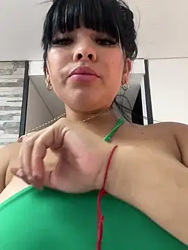 BrendaCrean online show from February 18, 2025, 5:53 pm