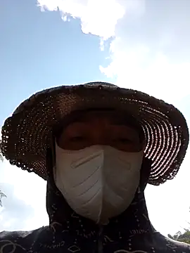  Helala  online show from September 21, 2025, 8:27 am