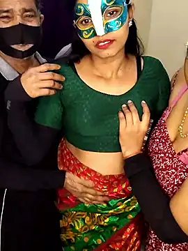 Snapshot of Hot_modal chatting on February 1, 2026, 5:11 pm Hot modal online show from February 1, 2026, 5:11 pm