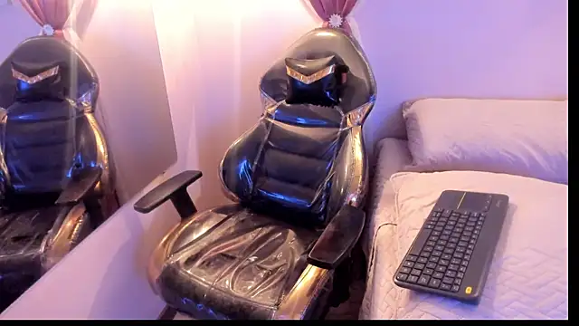 DaliaRahal online show from March 13, 2026, 1:07 pm