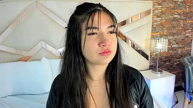 Snapshot of Valery_Brand chatting on September 15, 2025, 11:21 am Valery Brand online show from September 15, 2025, 11:21 am