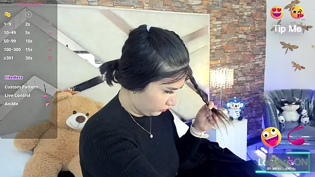 Snapshot of Valery_Brand chatting on September 17, 2025, 11:56 am Valery Brand online show from September 17, 2025, 11:56 am