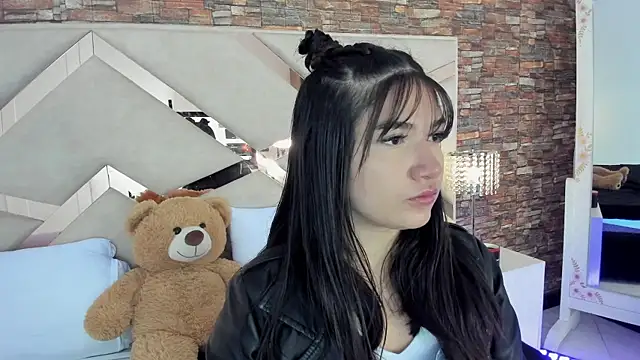 Snapshot of Valery_Brand chatting on September 18, 2025, 11:56 am Valery Brand online show from September 18, 2025, 11:56 am