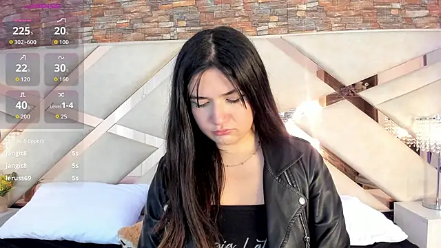 Snapshot of Valery_Brand chatting on October 1, 2025, 11:49 am Valery Brand online show from October 1, 2025, 11:49 am