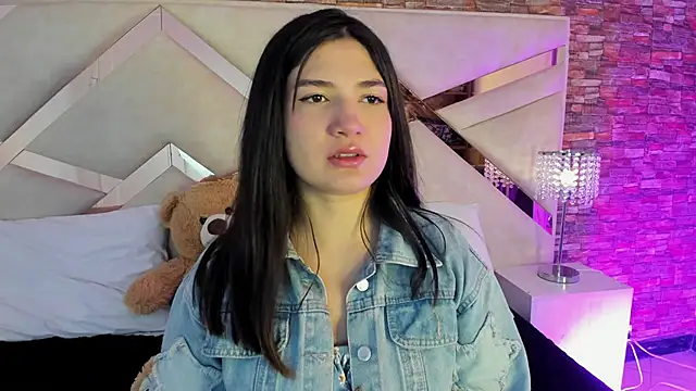 Snapshot of Valery_Brand chatting on November 4, 2025, 11:31 am Valery Brand online show from November 4, 2025, 11:31 am