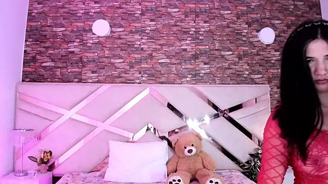 Snapshot of Valery_Brand chatting on December 4, 2025, 12:36 pm Valery Brand online show from December 4, 2025, 12:36 pm