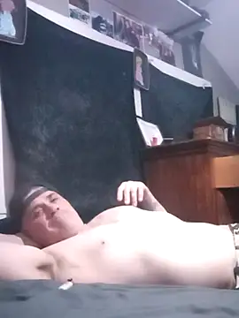 Snapshot of crazyeyes666707 chatting on December 17, 2025, 1:17 pm crazyeyes666707 online show from December 17, 2025, 1:17 pm