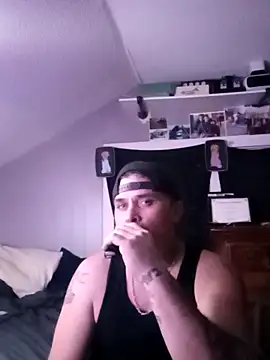 Snapshot of crazyeyes666707 chatting on December 23, 2025, 9:07 am crazyeyes666707 online show from December 23, 2025, 9:07 am