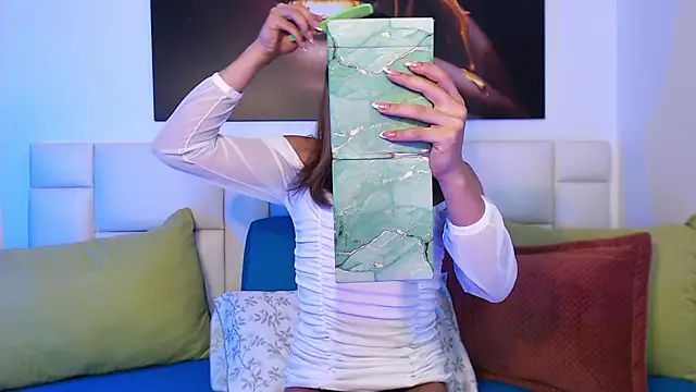 NicoletBlossom online show from January 8, 2026, 9:50 pm