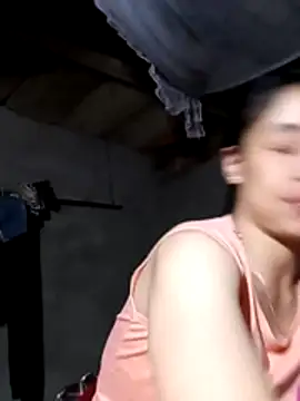 misa 00 online show from April 12, 2026, 1:27 pm