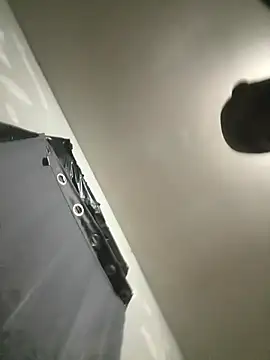 Tishrella6 online show from December 22, 2025, 11:29 am