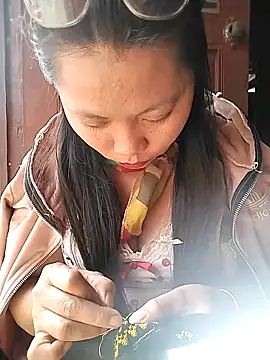 venu00 online show from February 26, 2026, 2:21 am