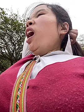 Ngoc-bbi online show from December 22, 2025, 5:59 am