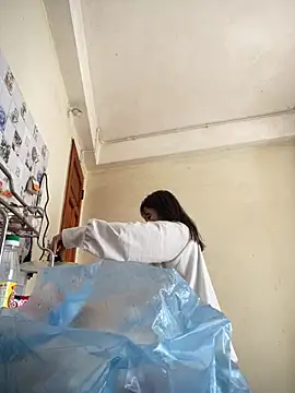 Ngoc-bbi online show from March 1, 2026, 5:53 am