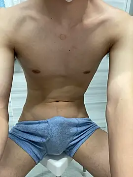 chinsemechan online show from September 8, 2025, 3:44 pm