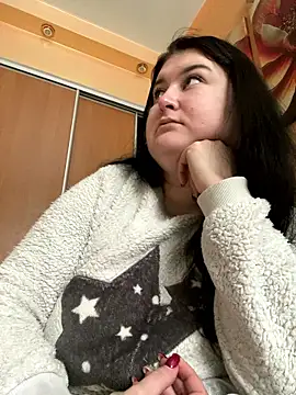 DazzzlingDame online show from January 18, 2026, 12:42 pm