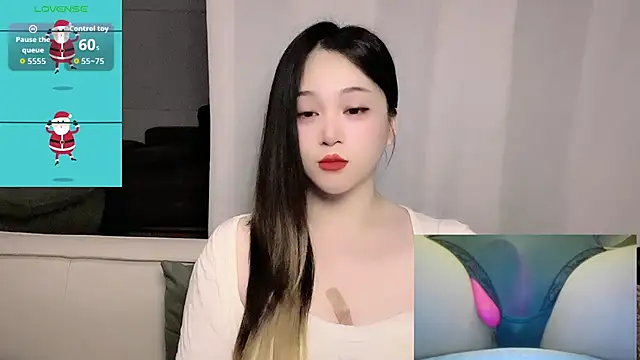 Snapshot of woaiqinqin chatting on June 20, 2026, 4:32 pm woaiqinqin online show from June 20, 2026, 4:32 pm