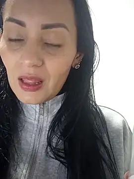 Snapshot of sarita_star chatting on May 5, 2026, 3:03 am sarita star online show from May 5, 2026, 3:03 am