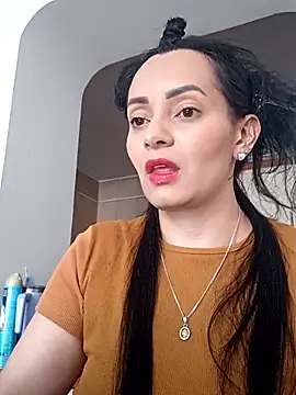 Snapshot of sarita_star chatting on May 7, 2026, 4:12 pm sarita star online show from May 7, 2026, 4:12 pm