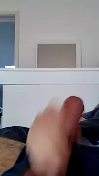 Snapshot of NewJoiner chatting on September 27, 2025, 11:26 am NewJoiner online show from September 27, 2025, 11:26 am