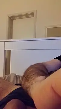 NewJoiner online show from April 15, 2026, 6:37 pm