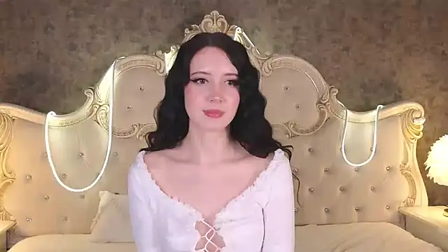 GraceMartinos online show from October 26, 2025, 8:59 pm