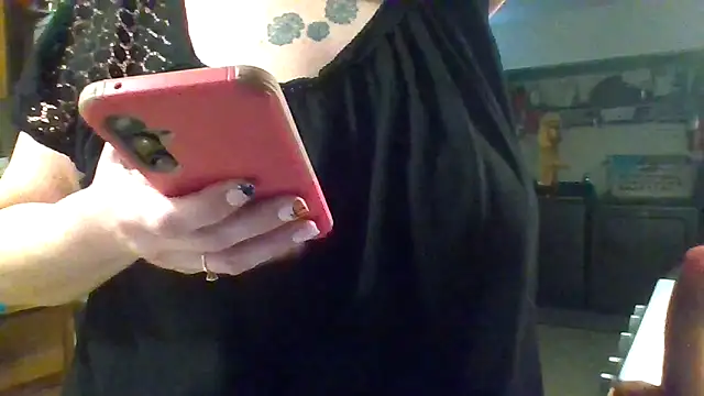 ScrawburryBBW online show from October 31, 2025, 2:45 am