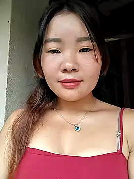 lylylove online show from September 12, 2025, 3:06 am