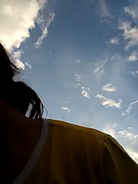 Ngocmi909 online show from September 12, 2025, 10:48 am