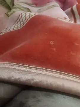 Snapshot of urs_samm chatting on November 19, 2025, 10:48 am urs samm online show from November 19, 2025, 10:48 am