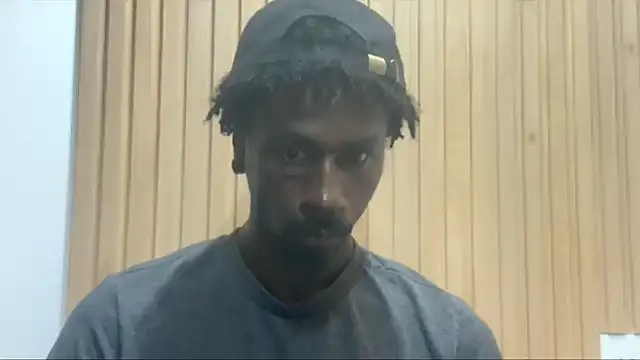 JuicyBlackD83 online show from January 17, 2026, 6:51 am