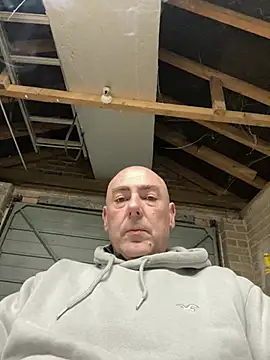 Richmcgee online show from March 16, 2026, 8:13 pm