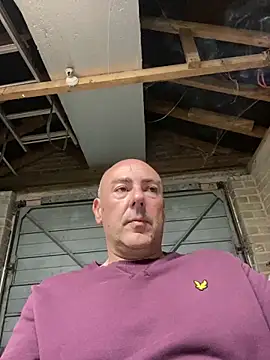 Richmcgee online show from May 3, 2026, 7:20 pm