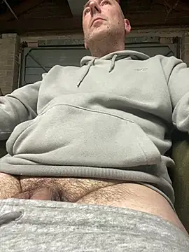 Richmcgee online show from May 12, 2026, 7:22 pm