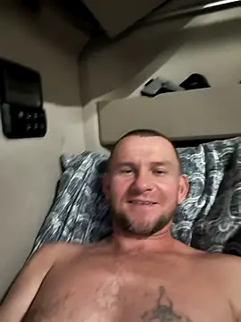 RoadDaddyXL online show from September 22, 2025, 7:16 pm