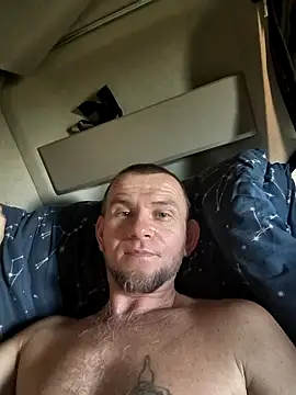 RoadDaddyXL online show from October 3, 2025, 12:46 pm