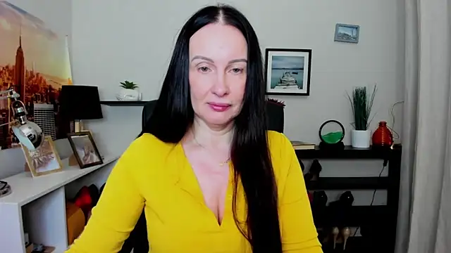 Velvet Jasmine online show from October 14, 2025, 5:30 am