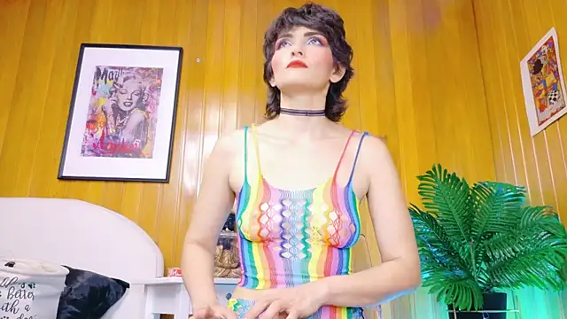 Zafiro Gem  online show from November 5, 2025, 7:36 pm