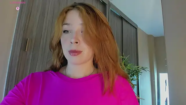 HelenaCole- online show from November 7, 2025, 10:10 pm