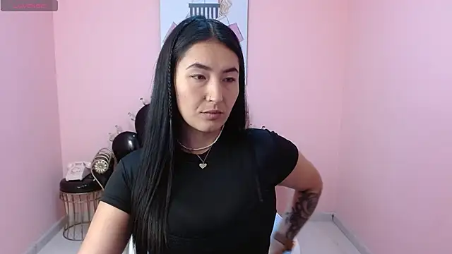 Snapshot of Isabella_Mendez_ chatting on October 6, 2025, 1:19 pm Isabella Mendez online show from October 6, 2025, 1:19 pm
