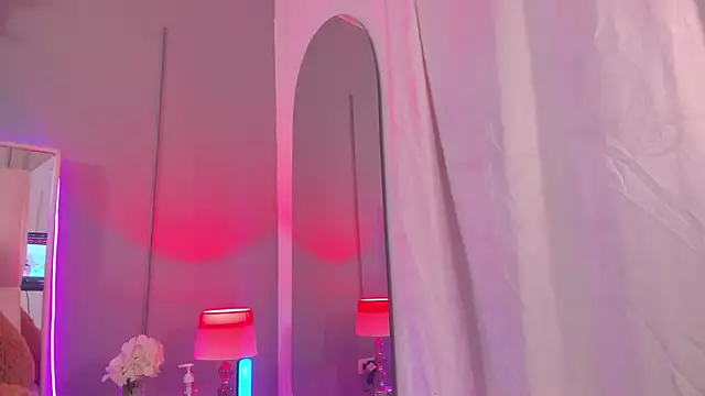 Darlyn tenderhot   online show from October 2, 2025, 4:52 am