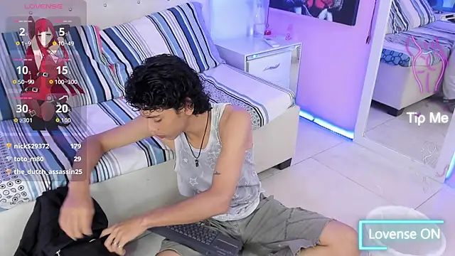 Snapshot of Thedoll_ethan7 chatting on September 24, 2025, 7:28 pm Thedoll ethan7 online show from September 24, 2025, 7:28 pm
