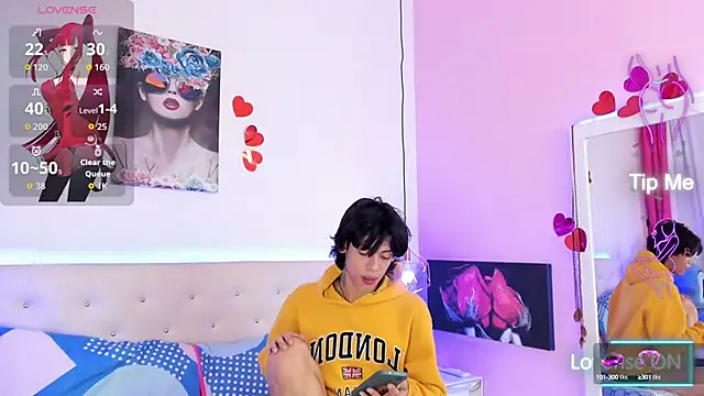 Snapshot of Thedoll_ethan7 chatting on September 27, 2025, 8:14 pm Thedoll ethan7 online show from September 27, 2025, 8:14 pm