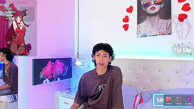 Snapshot of Thedoll_ethan7 chatting on October 8, 2025, 7:33 pm Thedoll ethan7 online show from October 8, 2025, 7:33 pm