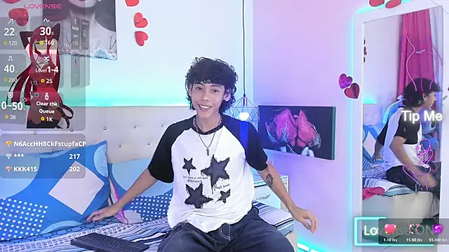 Snapshot of Thedoll_ethan7 chatting on October 20, 2025, 7:36 pm Thedoll ethan7 online show from October 20, 2025, 7:36 pm