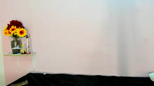 TeensNews18 online show from October 20, 2025, 1:28 am